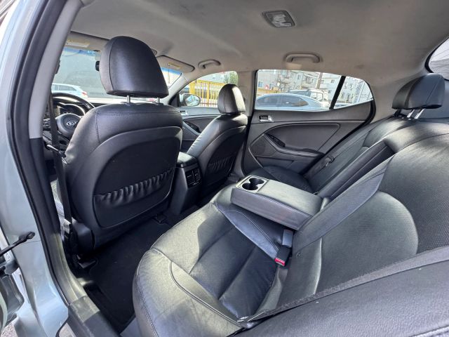 2015 Kia Optima Hybrid - Image 13