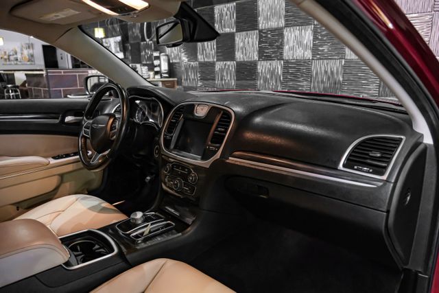 2020 Chrysler 300 300 Touring L Sedan 4d - Image 10