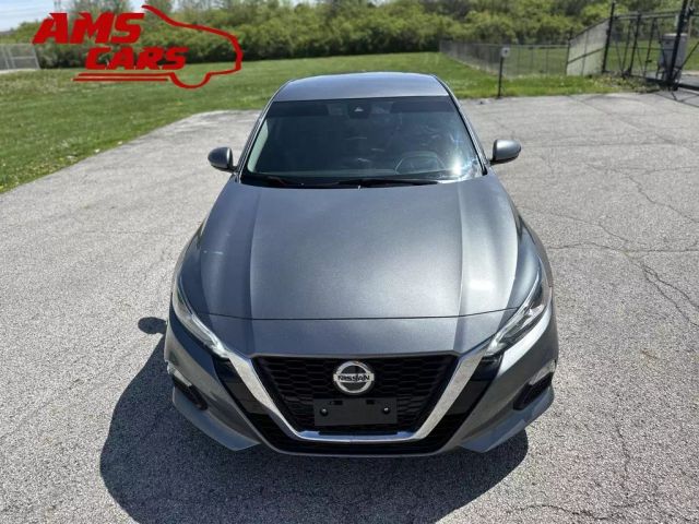 2021 Nissan Altima - Image 2