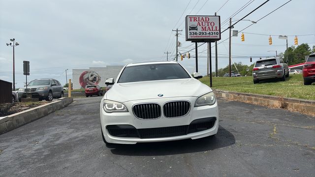 2015 Bmw 7 Series - Image 2