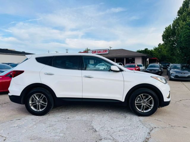 2017 Hyundai Santa Fe Sport - Image 11