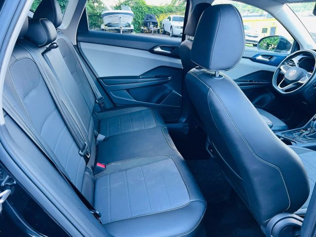 2023 Volkswagen Taos - Image 23
