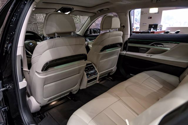 2018 Bmw 7 Series 750i Xdrive Sedan 4d - Image 35