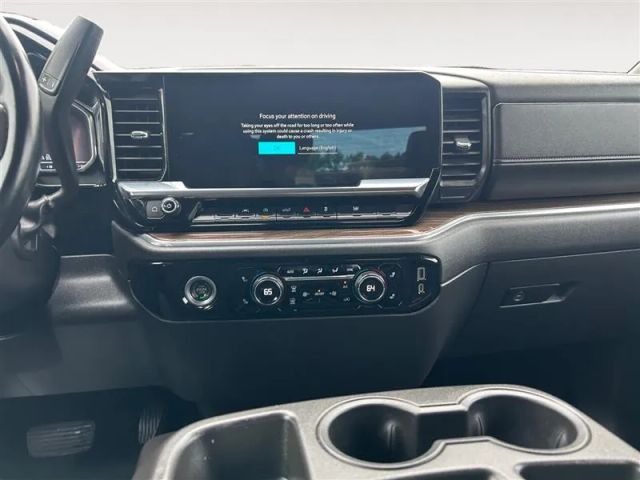 2023 Chevrolet Silverado 1500 Crew Cab - Image 11