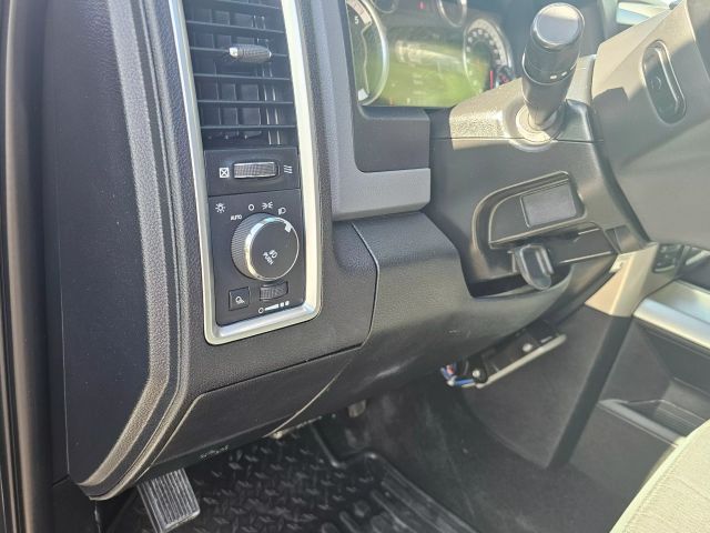 2015 Ram 1500 Crew Cab - Image 18