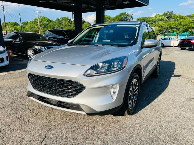 2020 Ford Escape - Image 12
