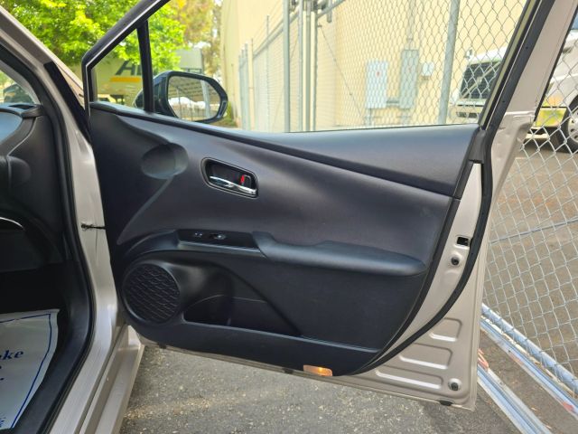 2018 Toyota Prius Prime - Image 24