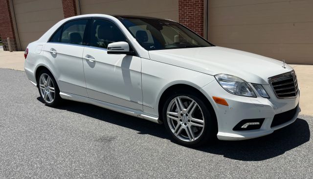2010 Mercedes-benz E-class - Image 1