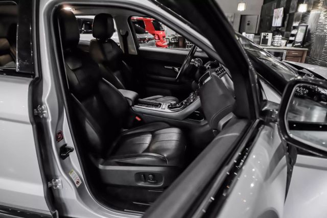 2018 Land Rover Range Rover Evoque Se Premium Sport Utility 4d - Image 30