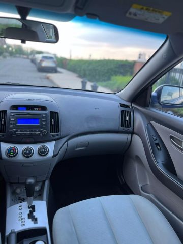2009 Hyundai Elantra Gls Sedan 4d - Image 16