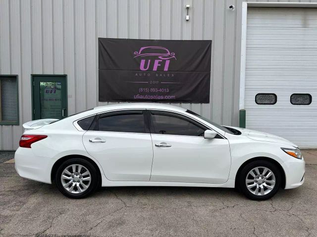 2016 Nissan Altima - Image 3