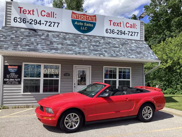 2005 FORD MUSTANG CONVERTIBLE RED AUTOMATIC - Interstate Auto Sales