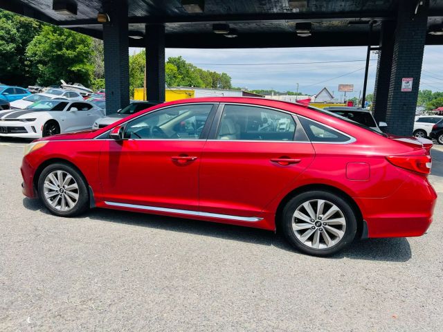 2017 Hyundai Sonata - Image 9