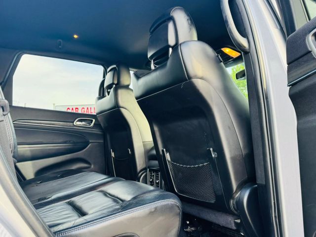 2018 Jeep Grand Cherokee - Image 19