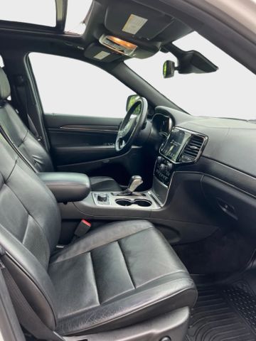 2019 Jeep Grand Cherokee - Image 13
