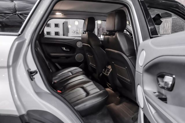 2018 Land Rover Range Rover Evoque Se Premium Sport Utility 4d - Image 32