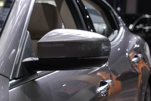 2018 Maserati Ghibli S Granlusso Sedan 4d - Image 38