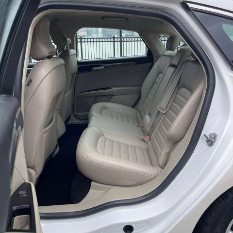 2018 Ford Fusion Se Sedan 4d - Image 23