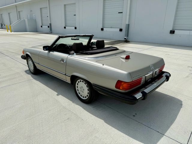 1987 Mercedes-benz 560 Series - Image 90