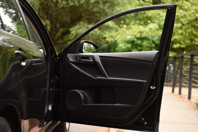 2012 Mazda Mazda3 - Image 15