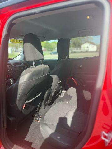 2016 Jeep Renegade Trailhawk Sport Utility 4d - Image 10