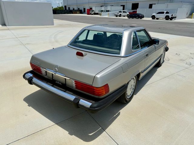 1987 Mercedes-benz 560 Series - Image 18