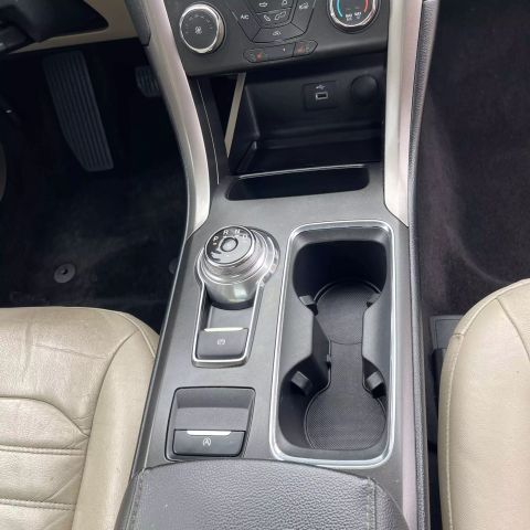 2018 Ford Fusion Se Sedan 4d - Image 33