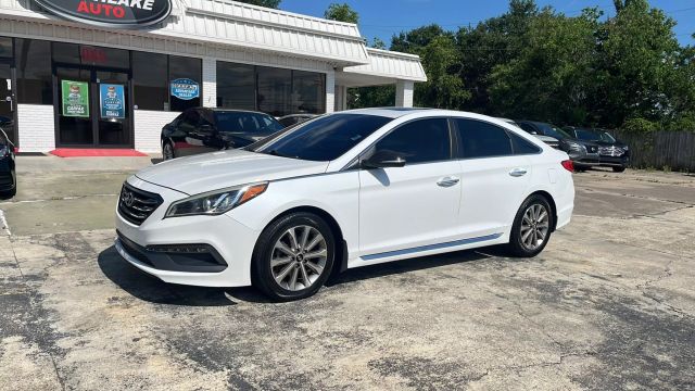 2017 Hyundai Sonata - Image 4