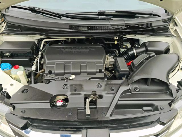 2016 Honda Odyssey - Image 12