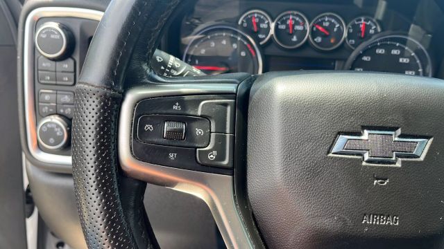2021 Chevrolet Silverado 1500 Crew Cab - Image 24
