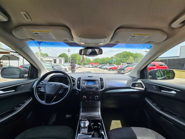 2019 Ford Edge - Image 12