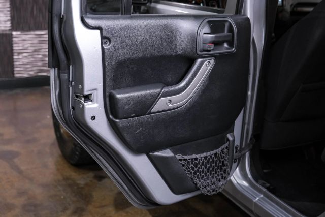 2018 Jeep Wrangler Unlimited Sport S (jk) Sport Utility 4d - Image 39