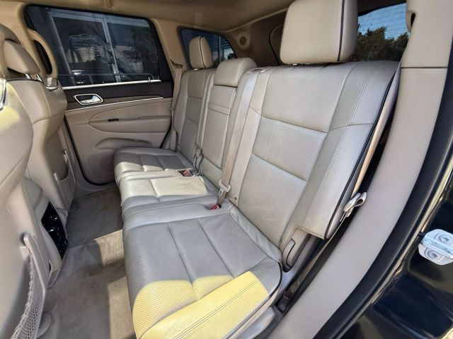 2016 Jeep Grand Cherokee - Image 13