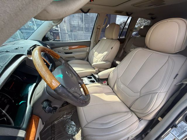 2005 Lexus Gx - Image 8