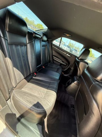 2018 CHRYSLER 300 SEDAN V6, 3.6 LITER 300S SEDAN 4D