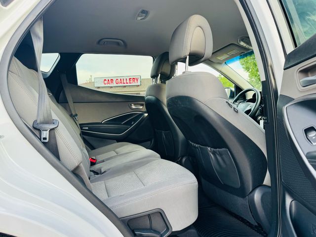 2017 Hyundai Santa Fe Sport - Image 18