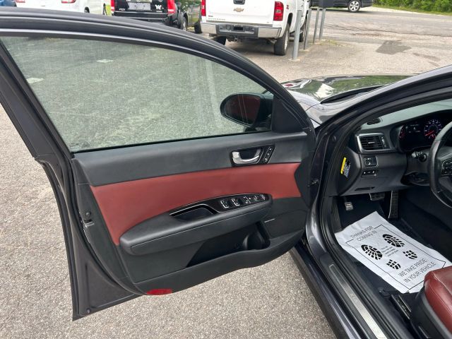 2017 Kia Optima - Image 20