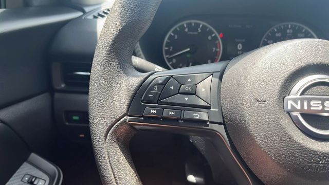 2024 Nissan Sentra - Image 21