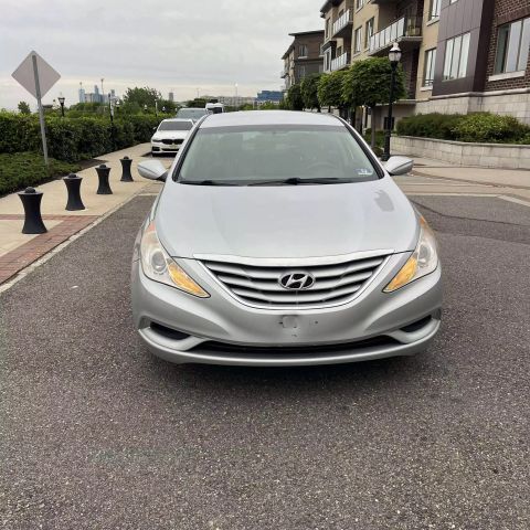 2011 Hyundai Sonata Gls Sedan 4d - Image 3