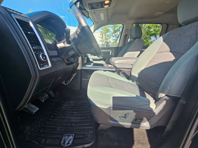 2015 Ram 1500 Crew Cab - Image 15