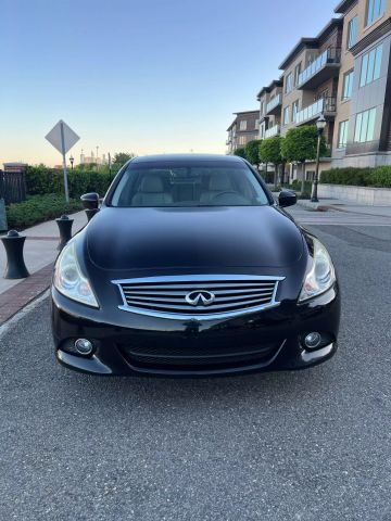 2015 Infiniti Q40 Sedan 4d - Image 2
