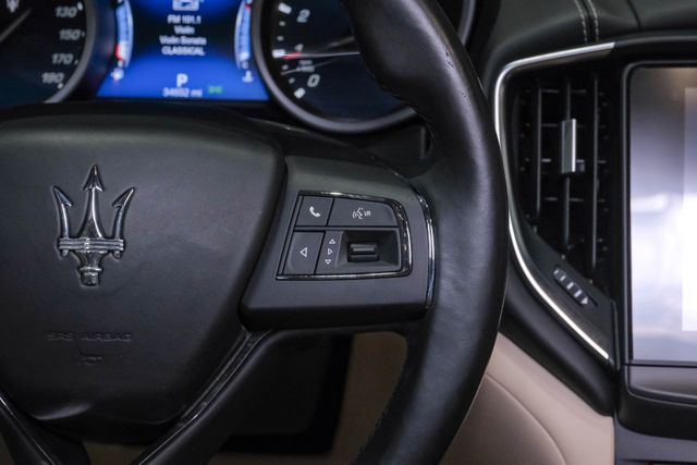 2018 Maserati Ghibli S Granlusso Sedan 4d - Image 19