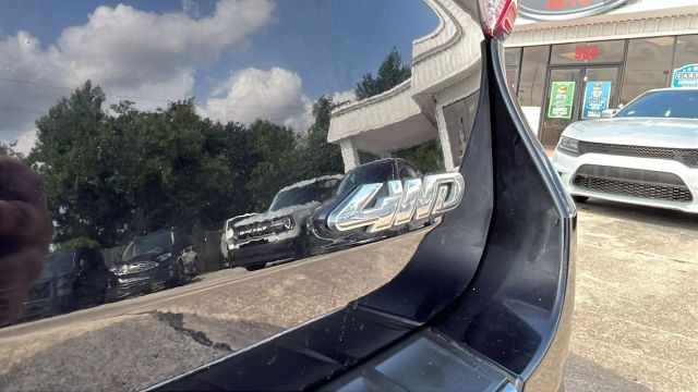 2021 Ford Explorer - Image 4