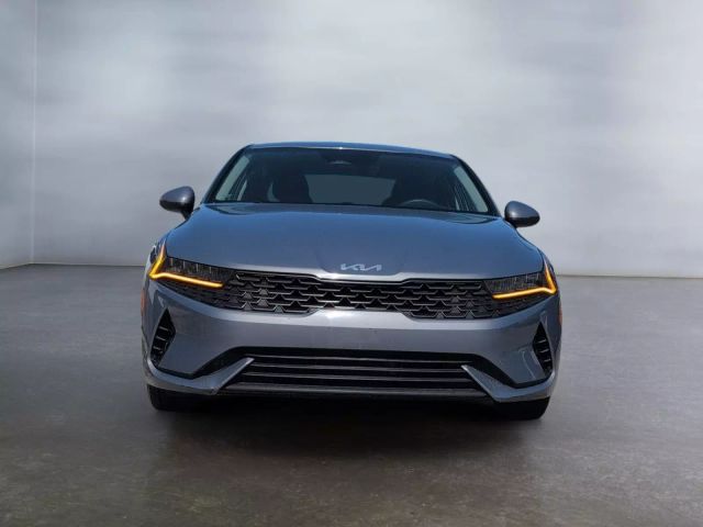 2022 Kia K5 - Image 8