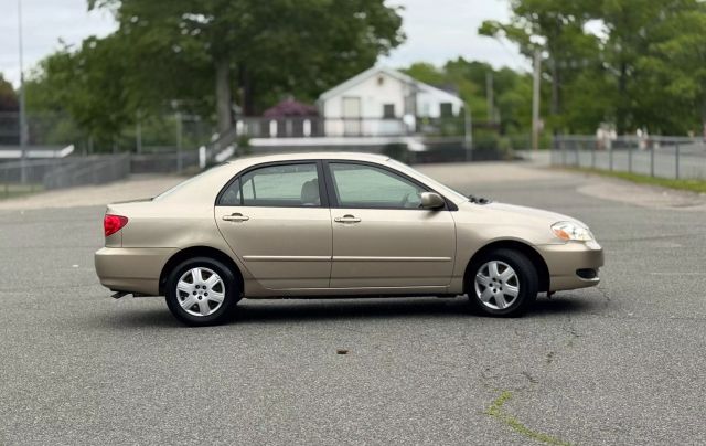 2007 Toyota Corolla Le Sedan 4d - Image 4