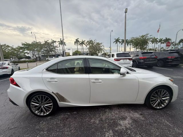 2015 Lexus Is - Image 8