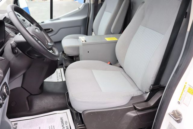 2018 Ford Transit 250 Van - Image 10