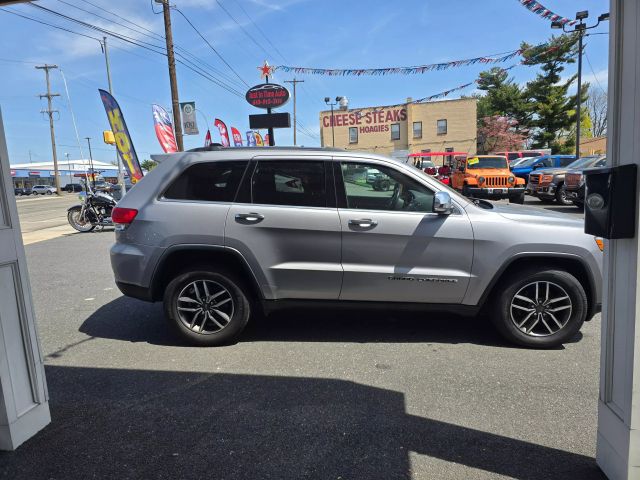 2019 Jeep Grand Cherokee Limited Sport Utility 4d - Image 5