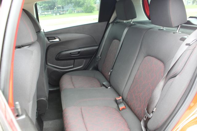 2018 Chevrolet Sonic - Image 4