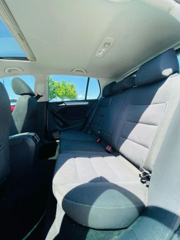 2012 Volkswagen Golf - Image 22